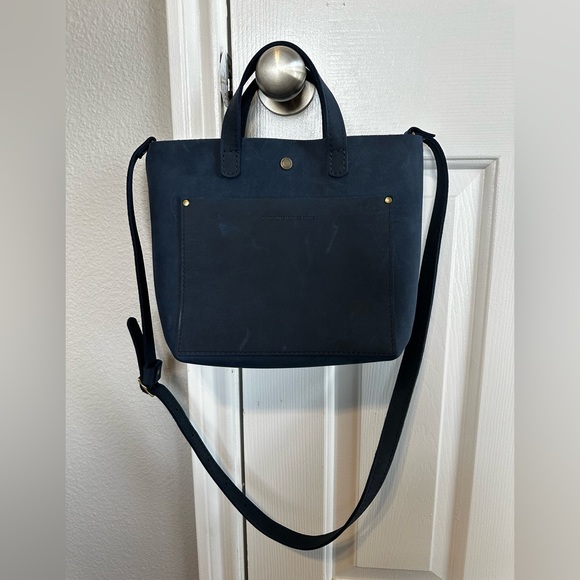 PORTLAND LEATHER crossbody bag - Picture 2 of 7